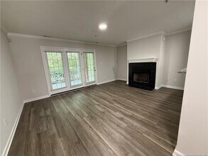 340 Bubble Creek Ct in Fayetteville, NC - Building Photo - Building Photo