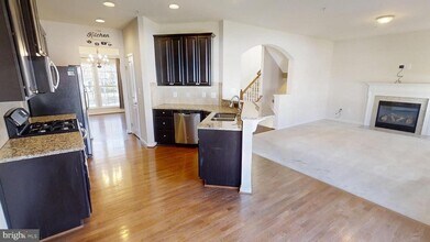 14303 Devinger Pl in Accokeek, MD - Building Photo - Building Photo