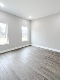 138 Hadden Ave photo'