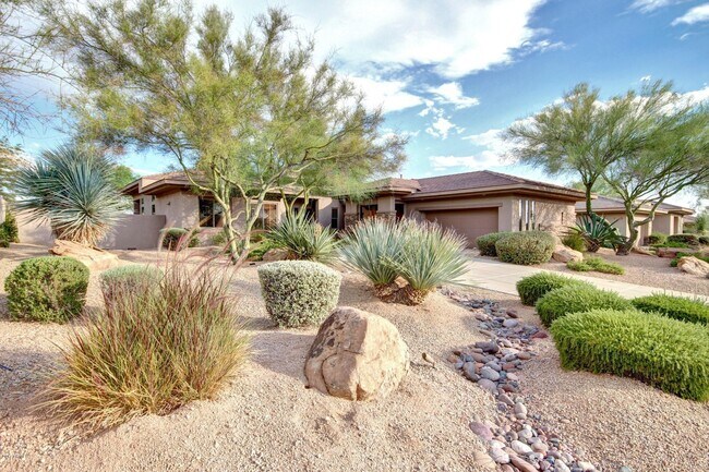 7395 E Brisa Dr in Scottsdale, AZ - Building Photo - Building Photo