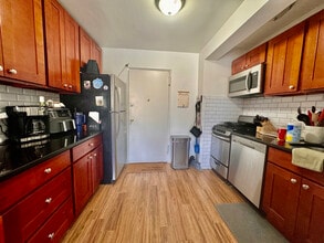 109 Fisher Ave in Eastchester, NY - Building Photo - Building Photo