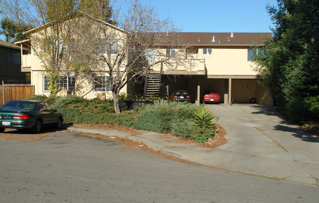 1826 Higdon Ave in Mountain View, CA - Building Photo - Building Photo