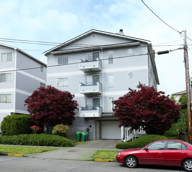 Bon Micheal Apartments in Seattle, WA - Building Photo