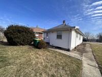 1251 Cora St - 16