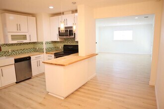 5903 Eureka Dr in Austin, TX - Building Photo - Building Photo