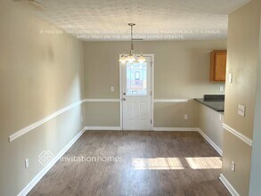 347 Durmire Dr in Jonesboro, GA - Foto de edificio - Building Photo