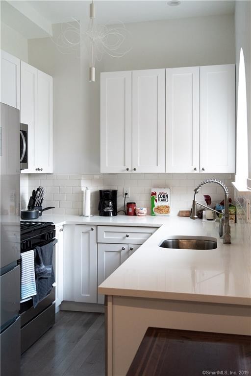 847 State St-Unit -ROOM in New Haven, CT - Building Photo - Building Photo