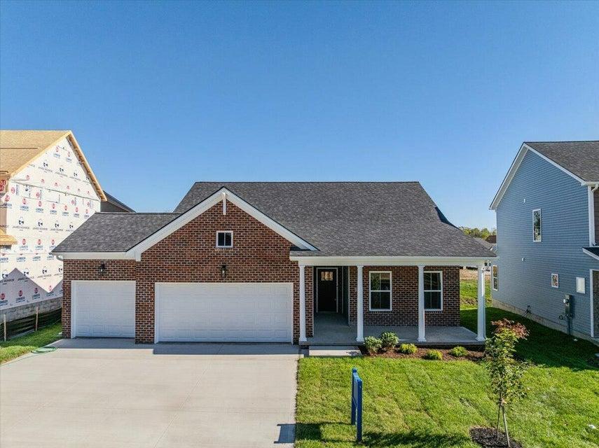 105 Clearwater Dr in Nicholasville, KY - Building Photo