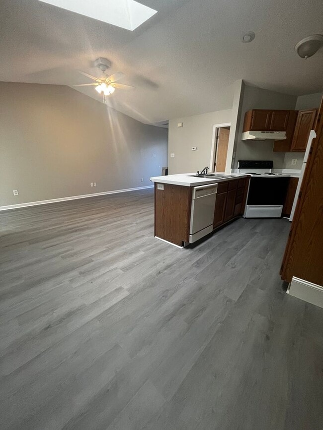 3822 Blue Grass Ct in New Bern, NC - Building Photo - Building Photo