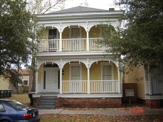 property at 522 E Gwinnett St