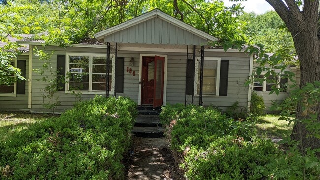 property at 304 Linda Dr