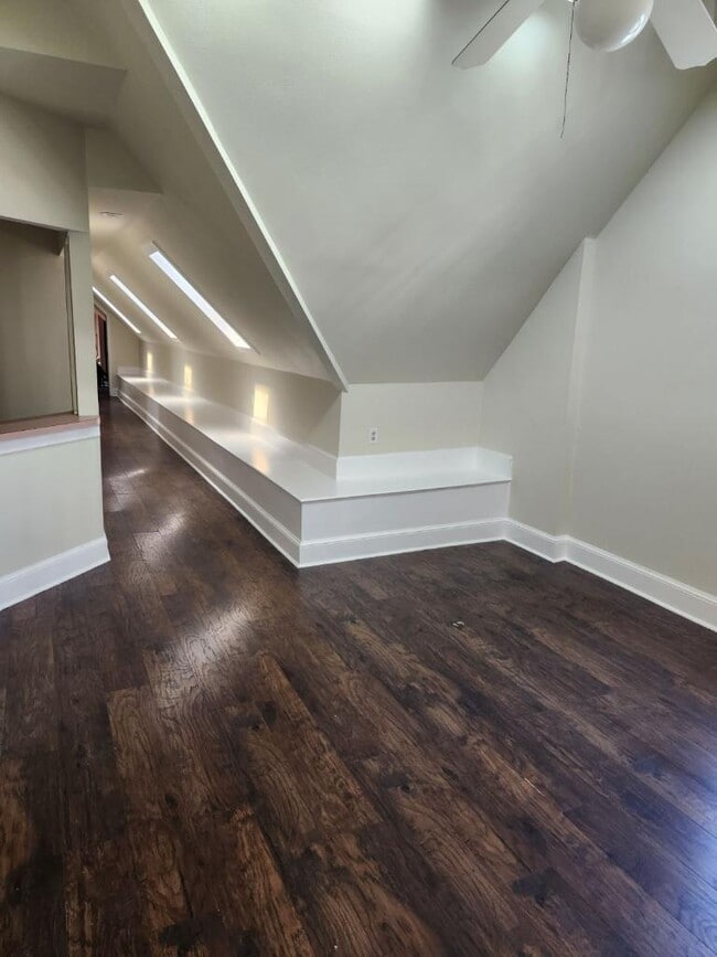 2415 Saint Charles Ave, Unit Apartment H