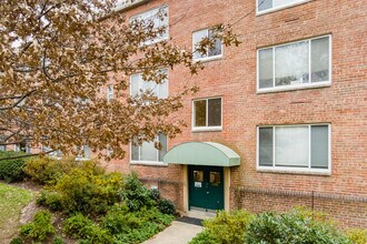 Phylmar Plaza in Washington, DC - Building Photo - Building Photo
