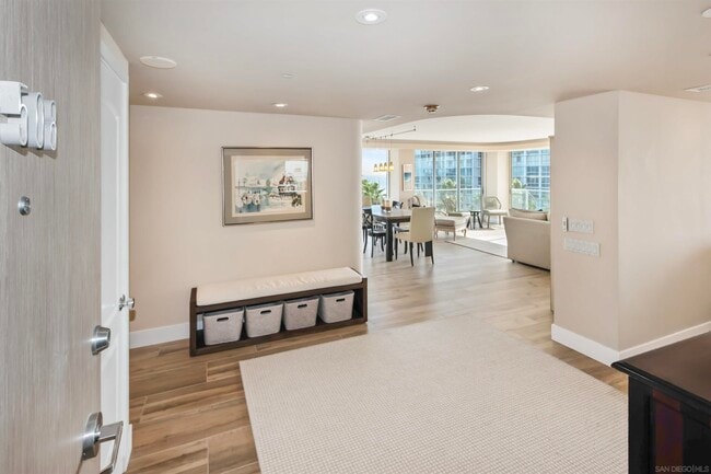 1810 Avenida Del Mundo in Coronado, CA - Building Photo - Building Photo