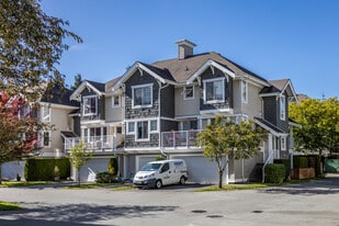 Wyndham Lane in Langley, BC - Building Photo