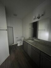 7615 Laguna Del Mar Ct in Laredo, TX - Building Photo - Building Photo