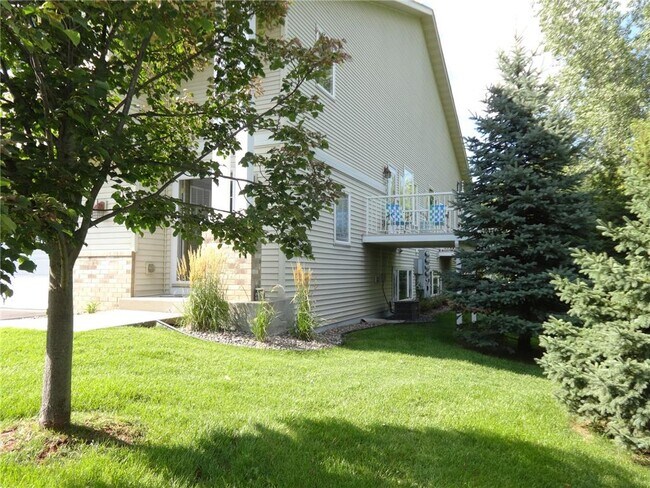 4770 Underwood Ln N in Plymouth, MN - Building Photo - Building Photo
