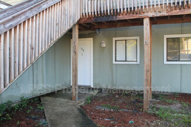 property at 139 Scottsdale Square