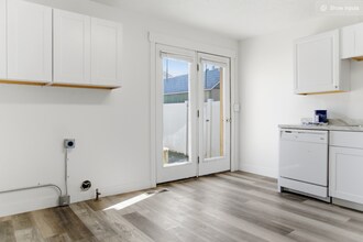 472 E Center St in Spanish Fork, UT - Building Photo - Building Photo