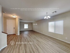 10221 W Wier Ave in Tolleson, AZ - Foto de edificio - Building Photo