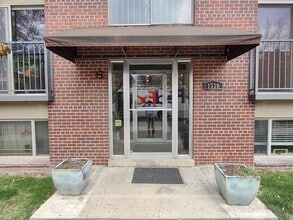 1330 Elizabeth St, Unit 9 in Denver, CO - Building Photo - Building Photo