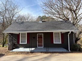 805 Adams Ct in Gastonia, NC - Building Photo