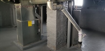 2302 Hood Ave in Cleveland, OH - Building Photo - Building Photo