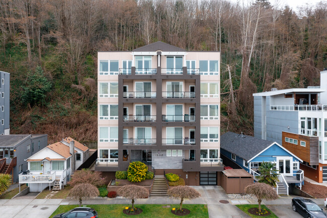 Regatta On Alki in Seattle, WA - Foto de edificio - Building Photo