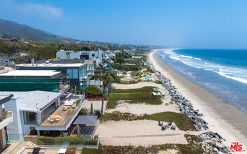 31228 Broad Beach Rd in Malibu, CA - Building Photo - Building Photo