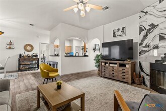 5402 Birmingham Cir in Killeen, TX - Building Photo - Building Photo