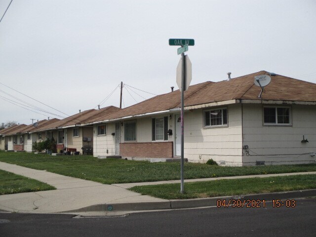 215 Division St in Klamath Falls, OR - Building Photo - Building Photo