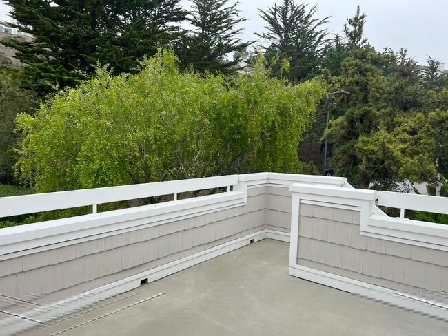 property at 425 Mountain View Dr