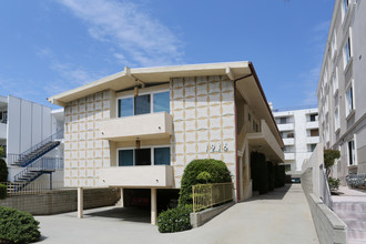 1916 Malcolm Ave in Los Angeles, CA - Building Photo - Primary Photo