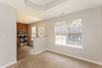 780 Pine Shoals Ct in Atlanta, GA - Building Photo - Building Photo