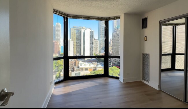 1212 N Dearborn St in Chicago, IL - Foto de edificio - Building Photo