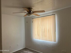 13433 N 16th Ave in Phoenix, AZ - Foto de edificio - Building Photo