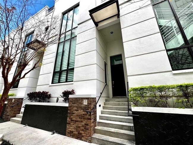 property at 350 S Osceola Ave