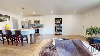 3326 E Elkhorn Ln in Washington, UT - Building Photo - Building Photo