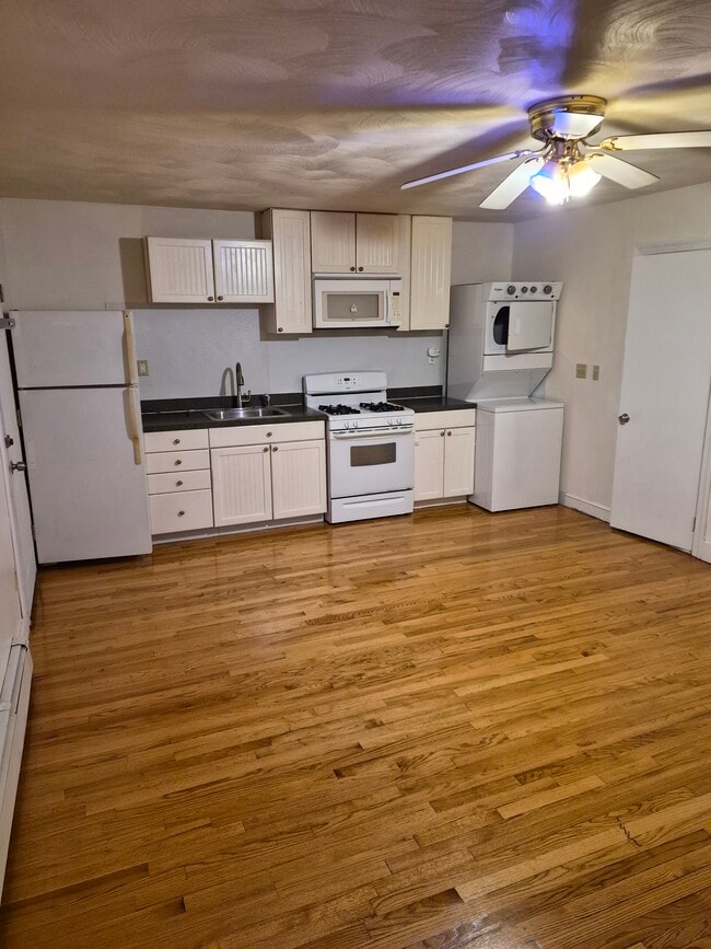 801 Boston Rd, Unit 801 boston rd, Unit 801 boston rd