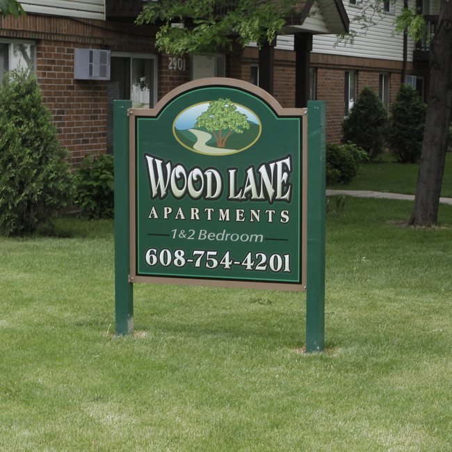 Woodlane Apartments in Janesville, WI - Foto de edificio - Building Photo