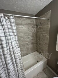 33853 Patton Dr photo'