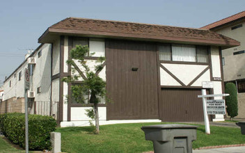 1035 Winchester Ave in Glendale, CA - Building Photo - Building Photo