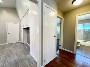 1020 Paloma Ave in Burlingame, CA - Building Photo - Building Photo