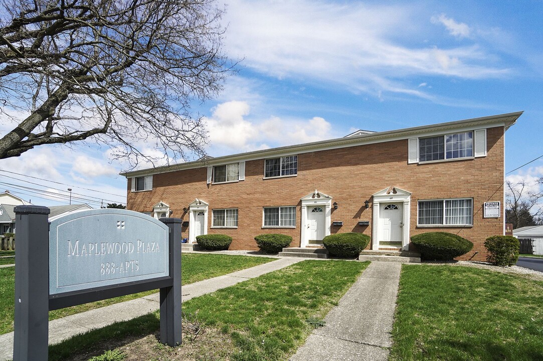 550 - MAPLEWOOD PLAZA in Columbus, OH - Building Photo