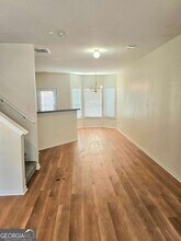 290 Brookview Dr in Riverdale, GA - Building Photo - Building Photo