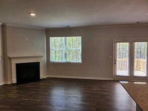 152 Brookfield Dr in Braselton, GA - Foto de edificio - Building Photo
