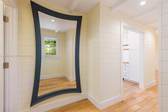 4235 Lennox Dr in Miami, FL - Building Photo - Building Photo