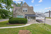 Waynedale Village Apartments in Fort Wayne, IN - Foto de edificio - Building Photo