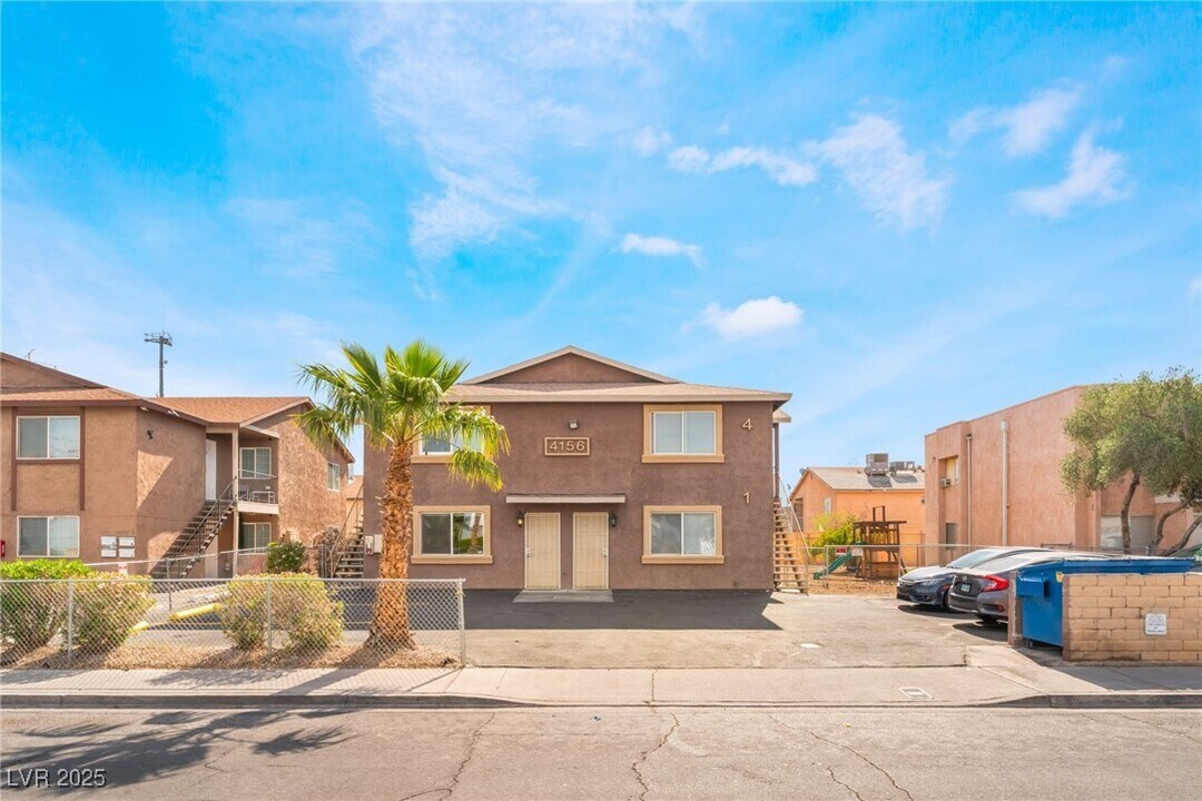 4156 Zavala St in Las Vegas, NV - Foto de edificio