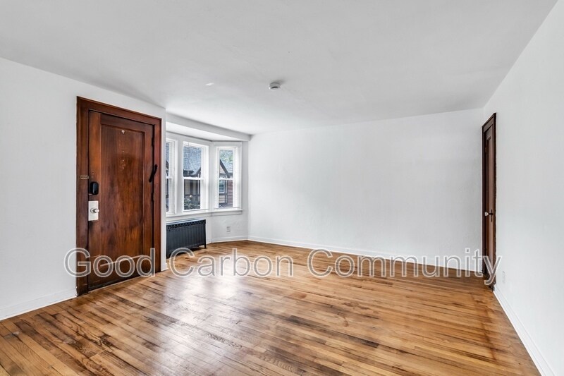 177 Sanders Rd in Buffalo, NY - Building Photo